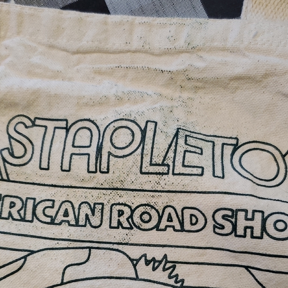 🐻  All American Road Show Cream Tote - Picture 4 of 4